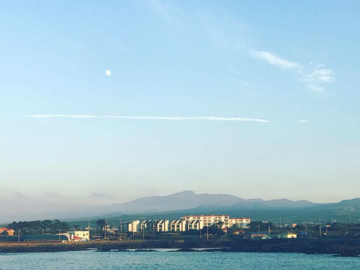 Tongkeun Guesthouse Jeju Bagian luar foto
